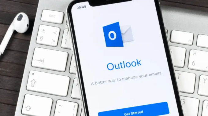 How to Recall an Email in Outlook